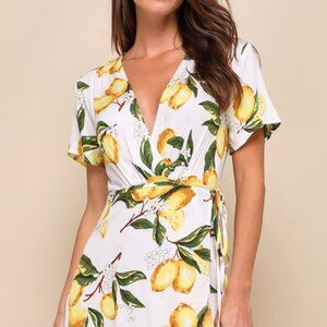 LIKE NEW Lulus A La Tart White and Yellow Lemon Print Wrap Dress XL